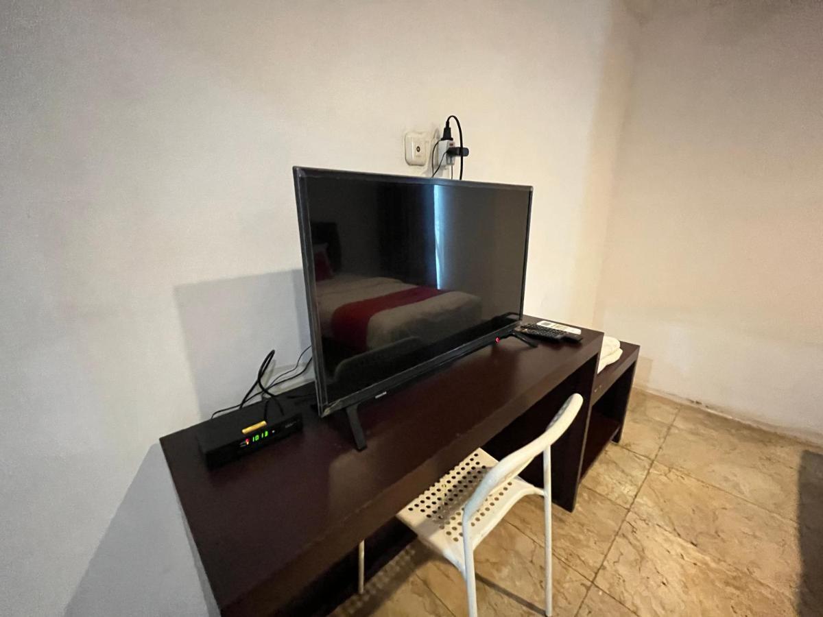 Reddoorz Near Kantor Walikota مانادو المظهر الخارجي الصورة